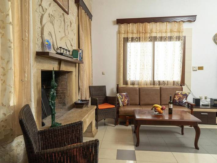 Location de vacances pour 6 personnes, avec terrasse et piscine dans Stalos - 3