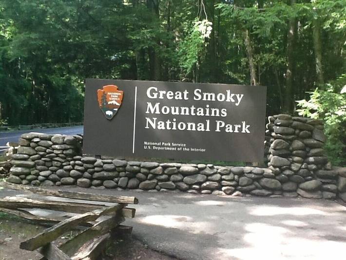 Holiday rental for 2 people, with hot tub and balcony as well as pool in Dollywood