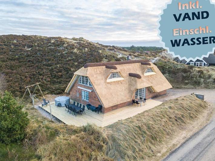 Ferienhaus für 10 Personen, mit Pool und Sauna sowie Ausblick, mit Haustier in Henne Strand