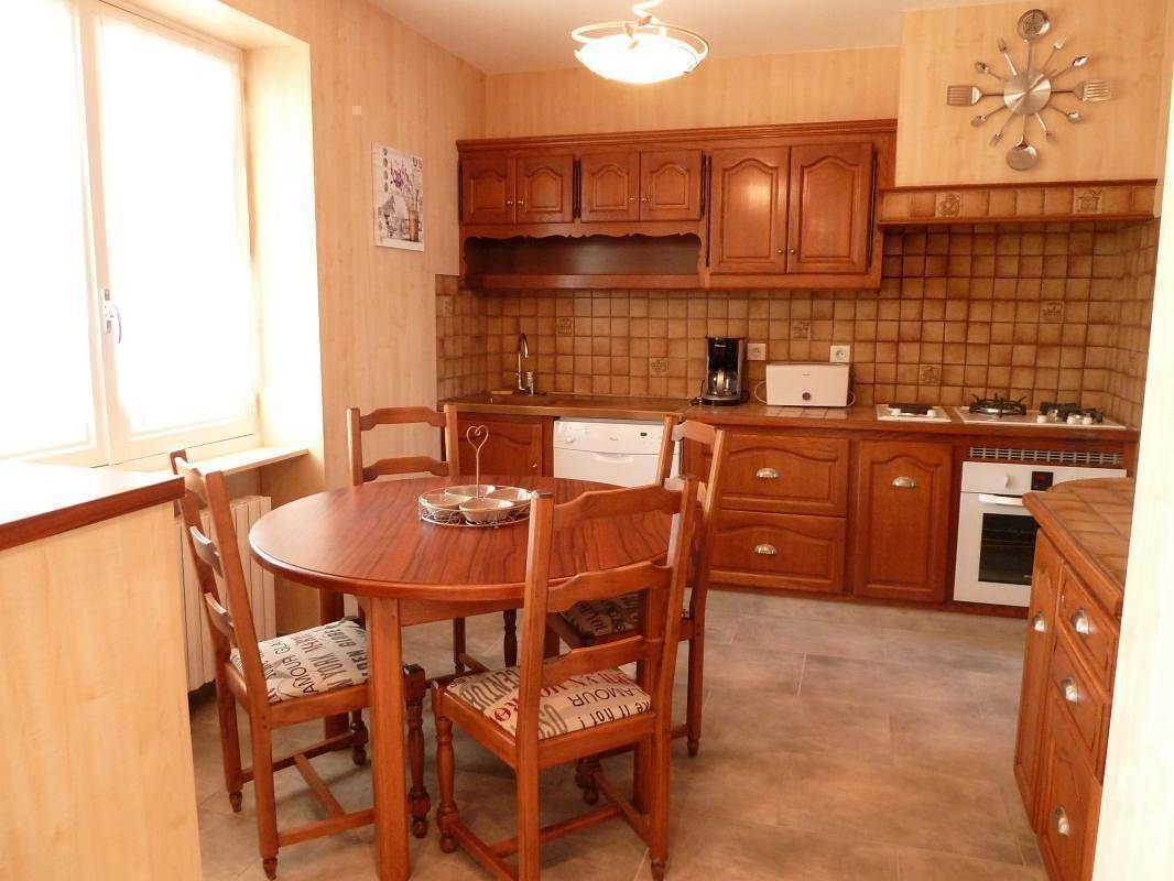 Gîte für 4 Personen mit Terrasse in La Chapelle-de-Guinchay, Beaujolais