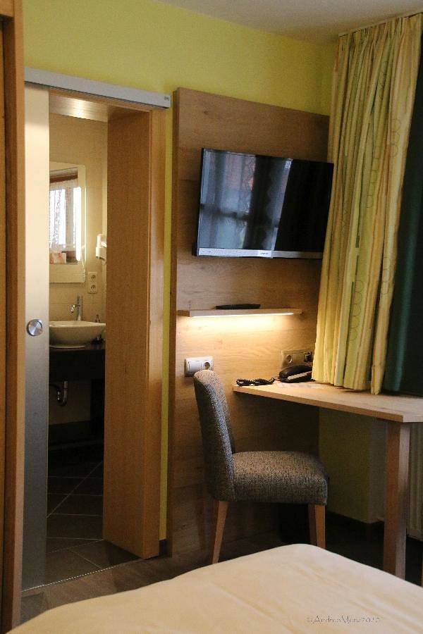 Haus Vierjahreszeiten - Ferienwohnung 11 im Nebenhaus in Bodenmais, Ostbayern