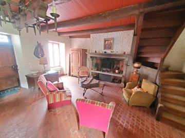 Location de vacances pour 6 personnes, animaux acceptés à Saint-Nectaire