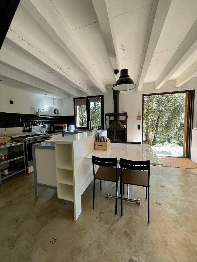 Gîte pour 4 personnes, avec jardin et piscine ainsi que vue et terrasse, animaux acceptés à Correns - 2