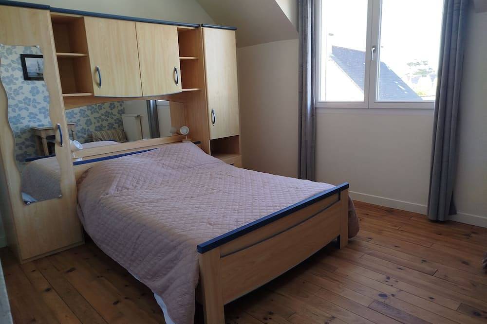 House for 6 people, 500m from the beach and shops.  Pets allowed. in Saint-Lunaire, Saint-Malo und Umgebung