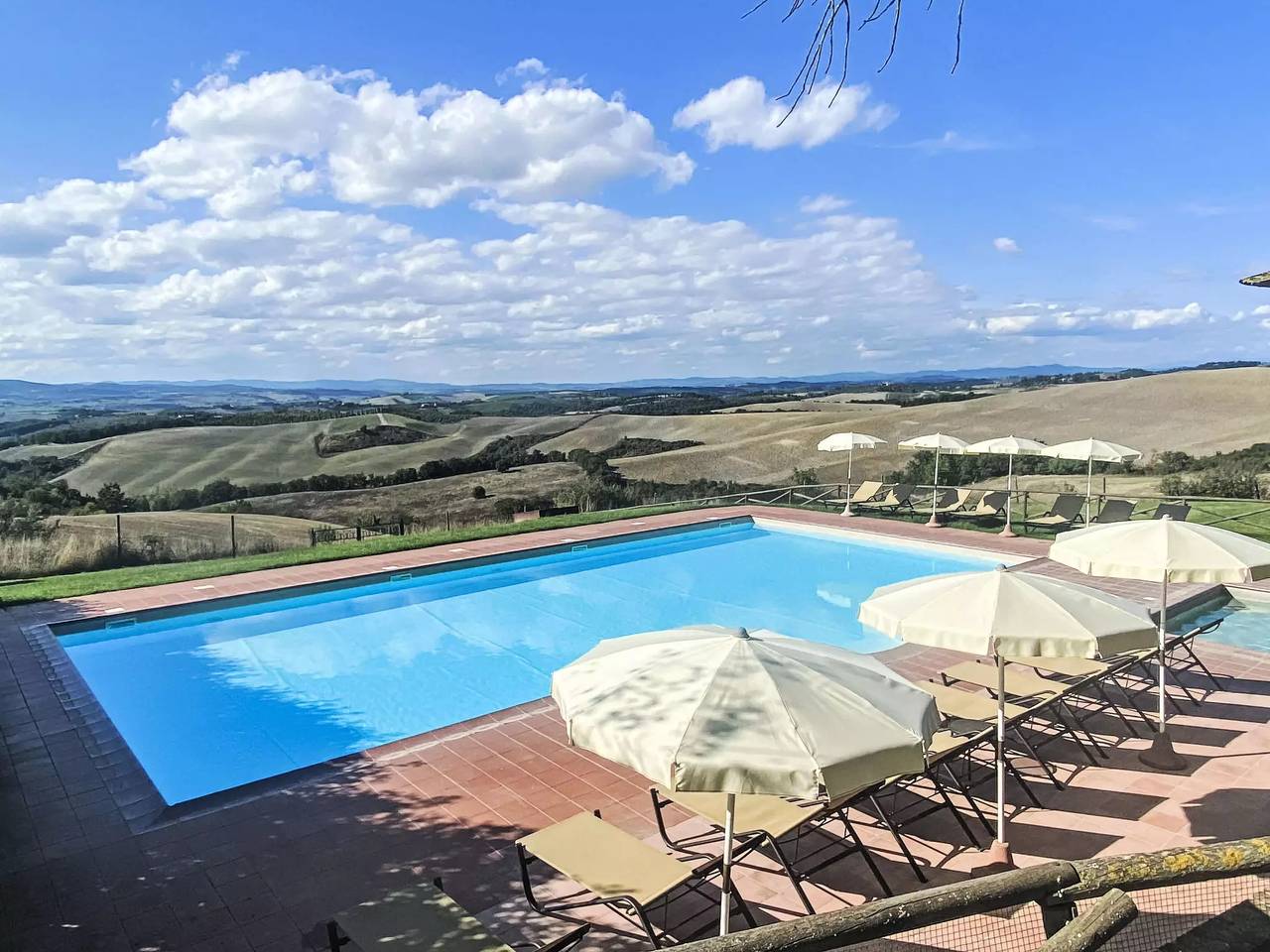 Apartamento entero, 2 estancias 6 personas in San Giovanni d'Asso, Montalcino