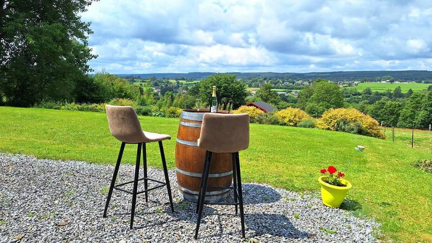 Chambre d’hôte pour 2 personnes, avec Terrasse ainsi que Jardin et Vue