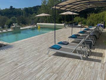 Maison De Vacances pour 10 Personnes dans Murs, Parc naturel régional du Luberon, Photo 2