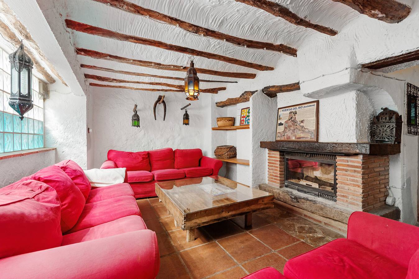 Casa de Campo 'Cortijo La Vega Archidona' com Vista para a Montanha, Wi-Fi e Ar Condicionado in Archidona, Málaga Provincia