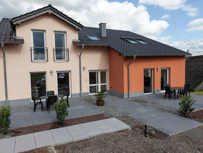 Bauernhof für 4 Personen, mit Terrasse und Garten in Ulmen