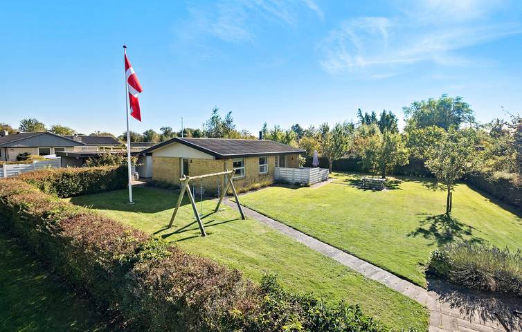Ferienhaus für 6 Personen, mit Terrasse und Garten in Skovmose