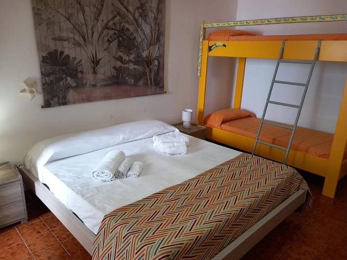 Maison d’hôte pour 3 personnes, avec Balcon ainsi que Terrasse et Vue à Tropea - 2