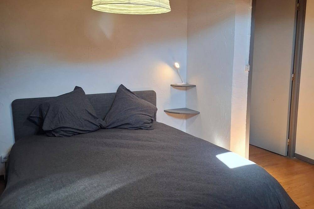 House in the center of the village ideal for families in Matemale, Parc naturel régional des Pyrénées catalanes