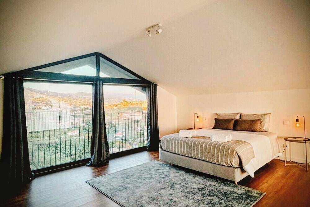 Droping Room - Lúmen in Canhas (Madeira), Madeira