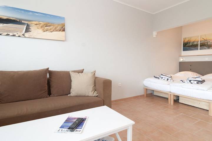 Ganze Wohnung, Moderne und helle Ferienwohnung mit einem Duschbad in Nordfriesische Inseln (Schleswig-Holstein) (Schleswig-Holstein), Hörnum