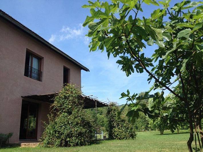 Location de vacances pour 9 personnes, avec jardin et terrasse dans Clairvaux-d'Aveyron - 2