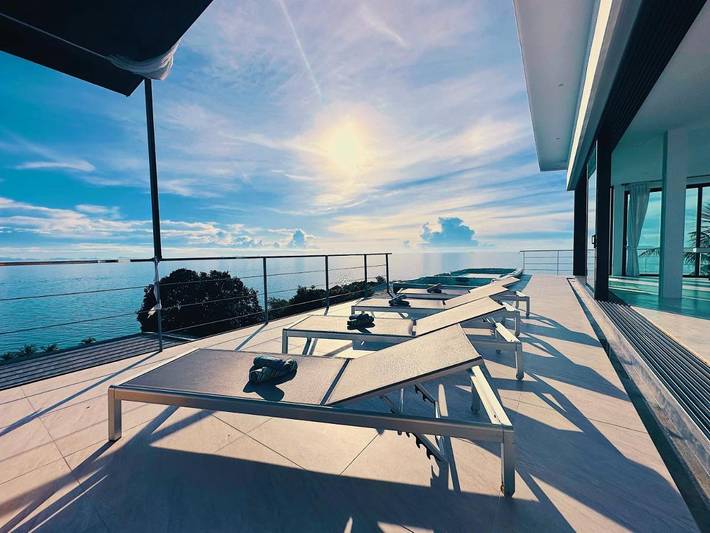 Vakantiehuis voor 9 personen, with whirlpool and tuin as well as zwembad op Koh Phangan