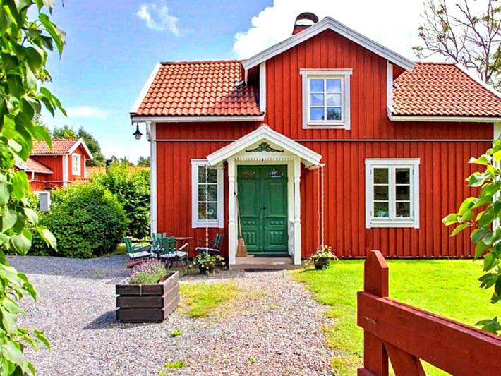 Ferienhaus für 7 Personen, mit Terrasse und Sauna in Väddö