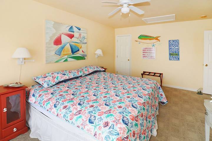 Vacation rental for 6 people, with balcony in Chincoteague Island