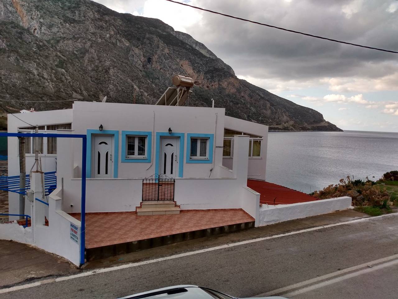 Appartement de vacances entier, Beachfront Apartment - Sleeps 3 & Free Parking in Kalymnos