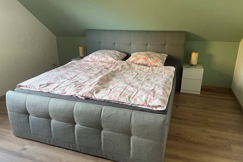 Ganze Wohnung, Ferienwohnung im Grünen in Hainichen, Chemnitz und Umgebung