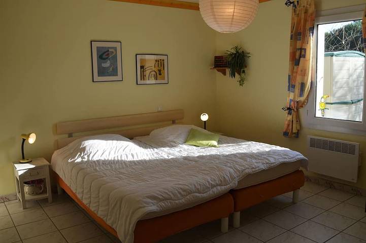 Location de vacances pour 6 personnes, avec piscine et jardin, animaux acceptés dans Plage du Phare (La Tranche-sur-Mer) - 3