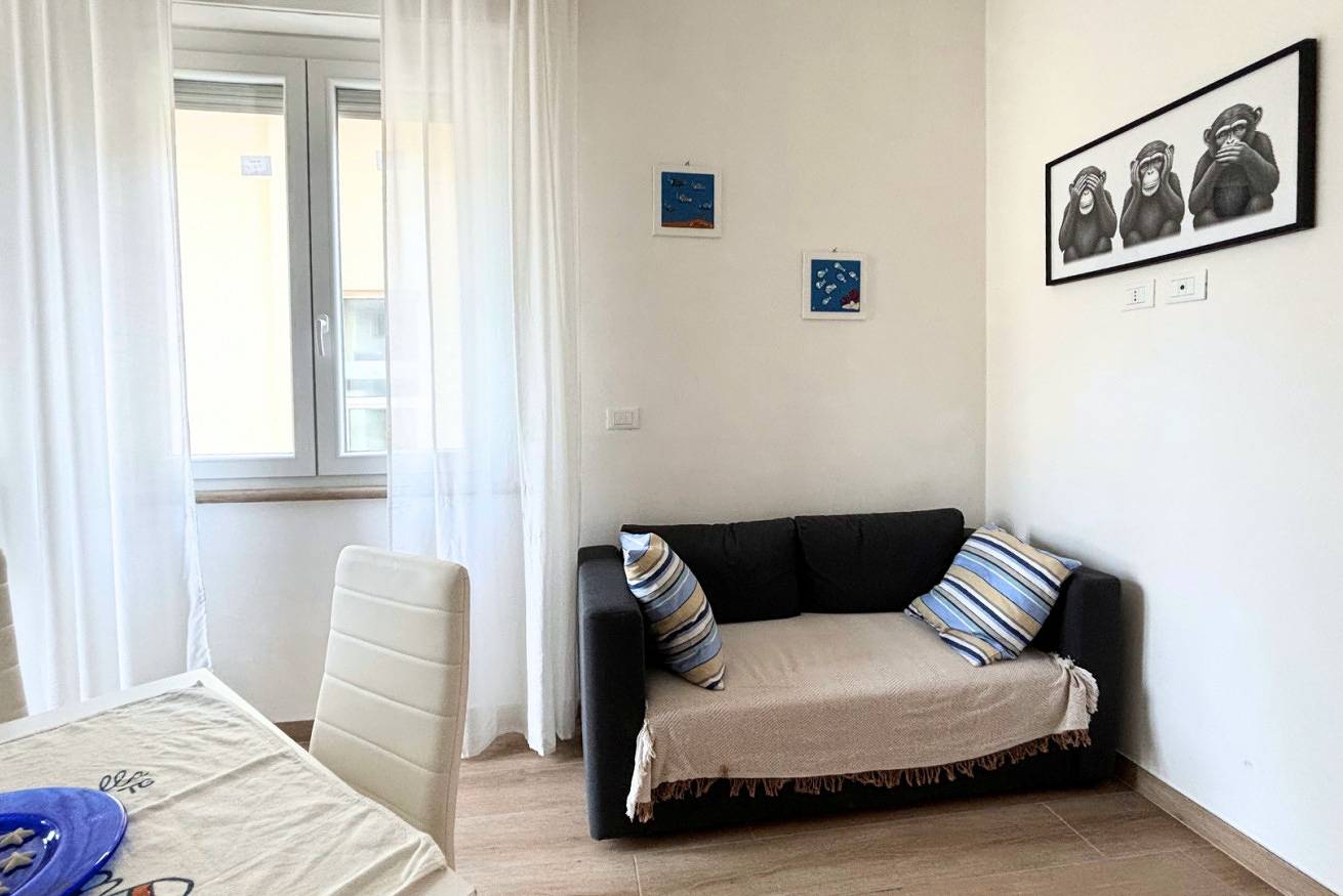 Ganze Wohnung, Ferienwohnung für 5 Personen mit Balkon/Terrasse in Gatteo A Mare, Forlì-Cesena Provinz