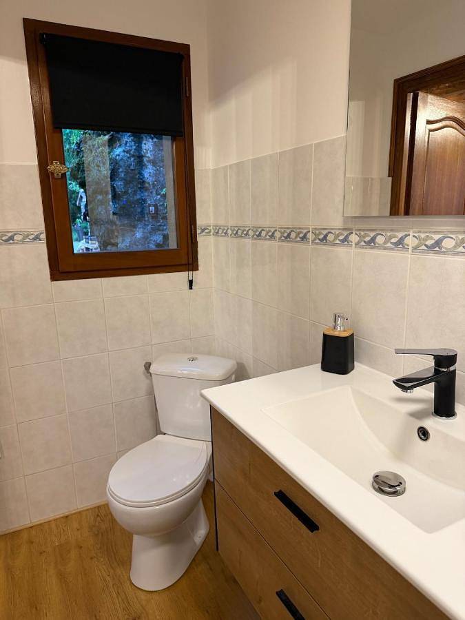 Location de vacances pour 6 personnes, avec piscine ainsi que jardin et vue à Calviac-en-Périgord - 3
