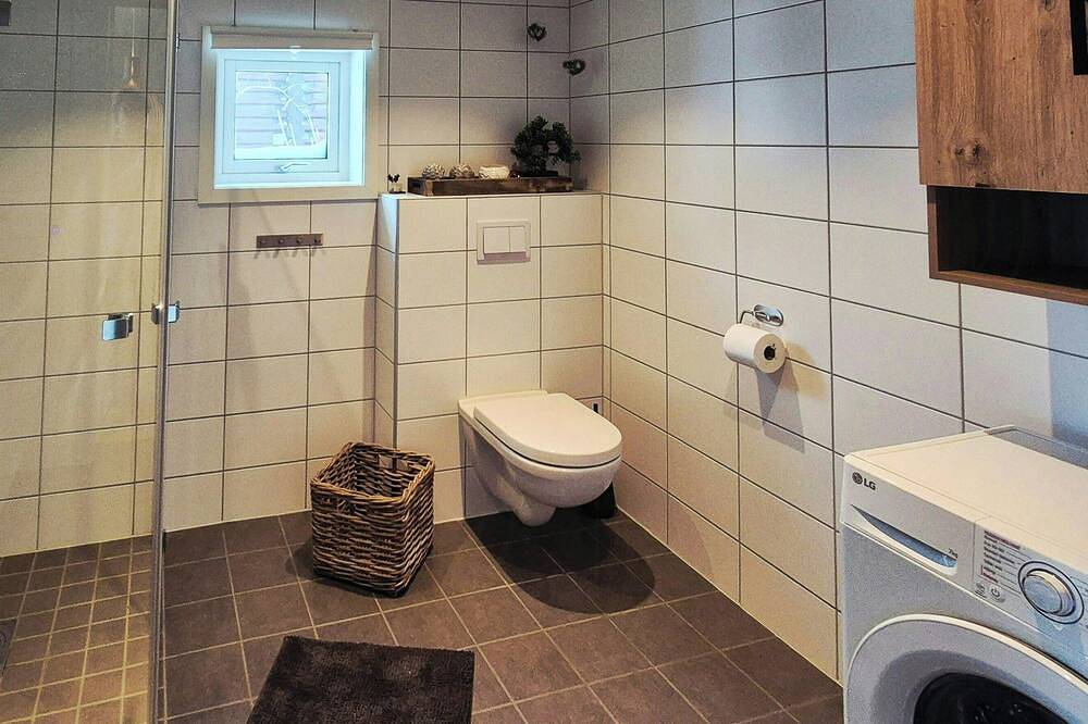 Ganze Wohnung, Apartment mit Seeblick in Sjusjøen in Sjusjoen, Ringsaker