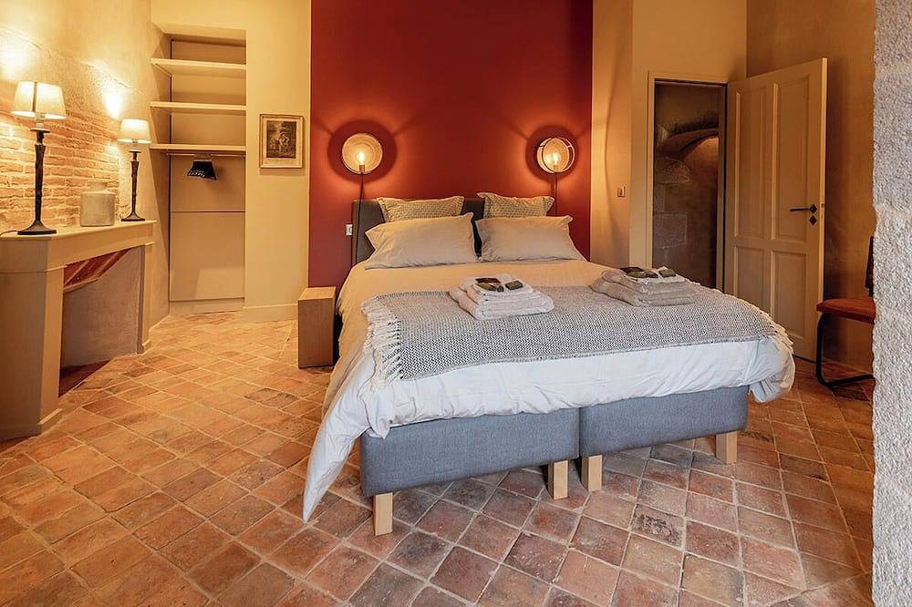 Château pour 10 Personnes dans Mortemart, Région de Bellac