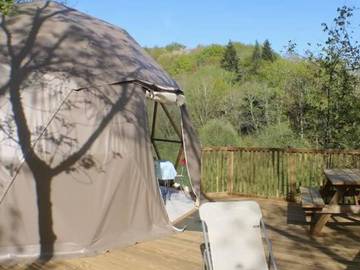 Camping pour 4 Personnes dans Saint-Constant-Fournoulès, Massif central, Photo 2