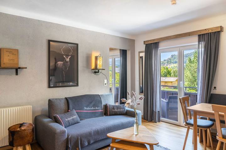 Entire apartment, Apartment 'Kuhglocken' with Mountain View, Shared Garden and Wi-Fi in Dobriach, Radenthein