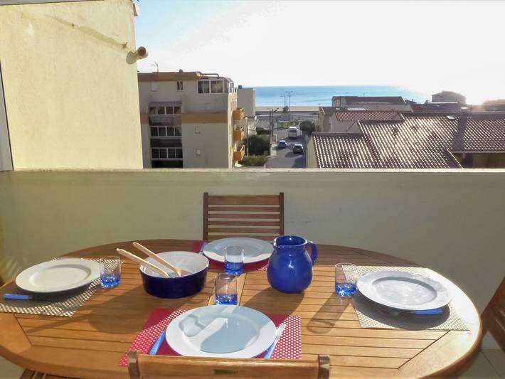 Location de vacances pour 5 personnes, avec terrasse, animaux acceptés à Narbonne