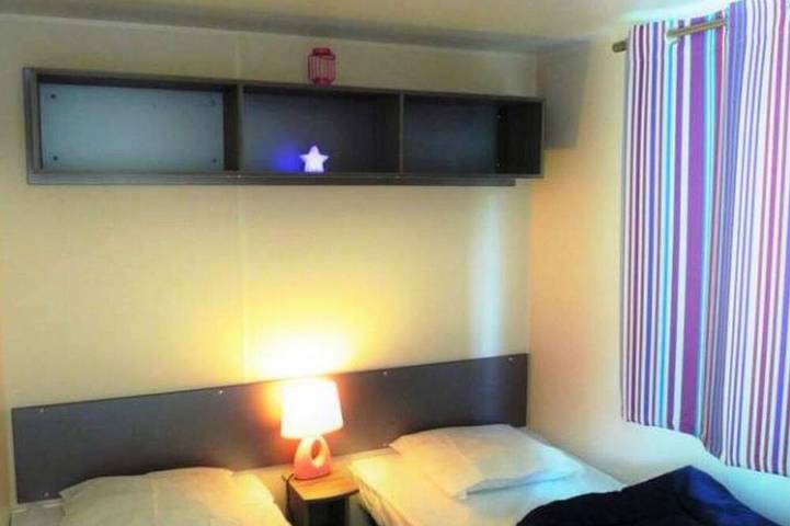 Mobil home pour 4 personnes dans Plan d'eau de Champagnac le Vieux - 2