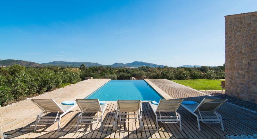 Luxus-Finca für 6 Personen, mit Garten in Artà