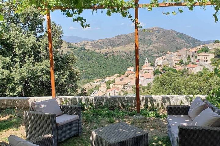 Appartement de vacances pour 4 personnes, avec jardin, animaux acceptés