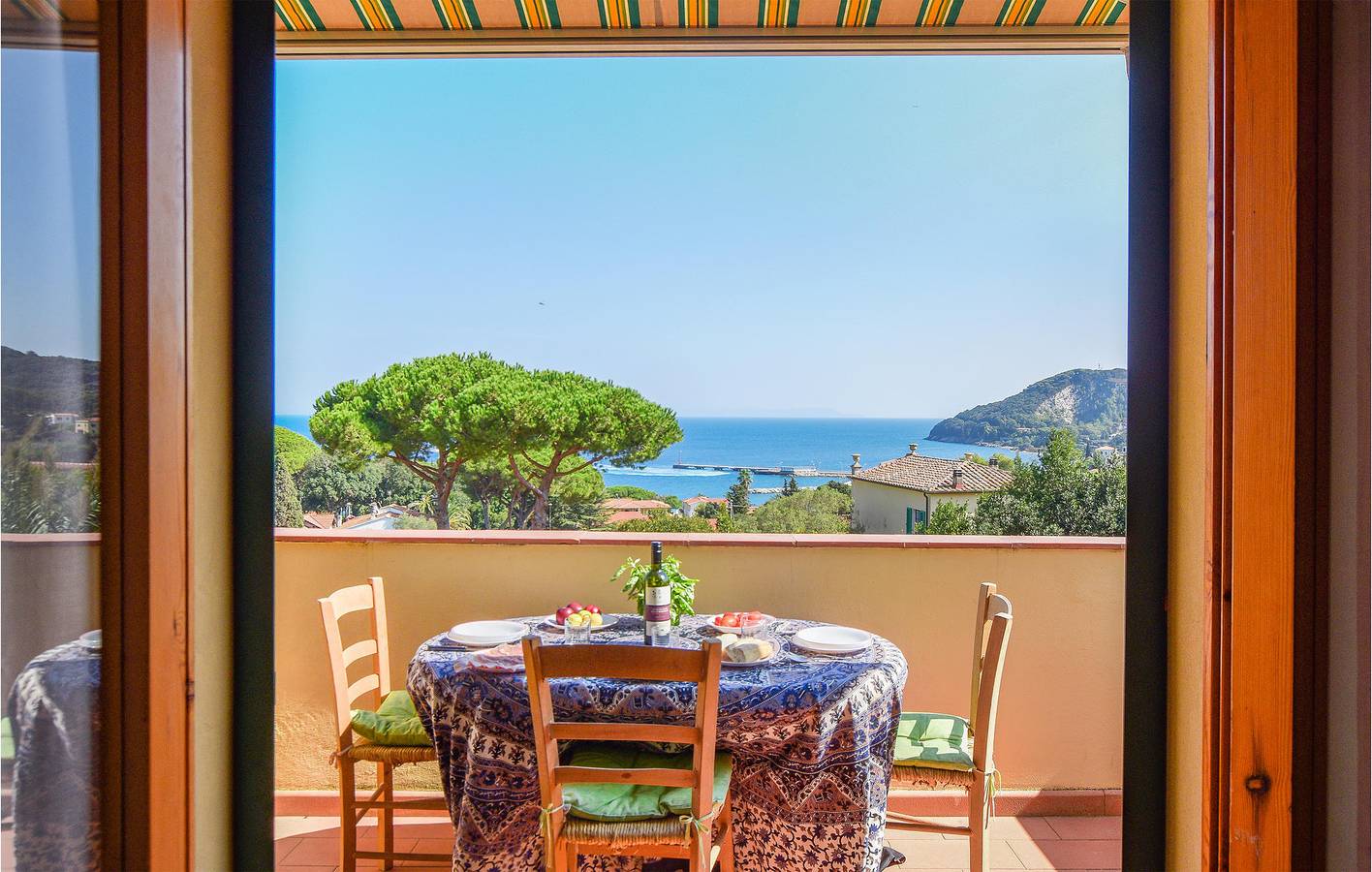 Appartamento intero, Appartamento con terrazza vista mare e parcheggio in Cavo, Isola d'Elba