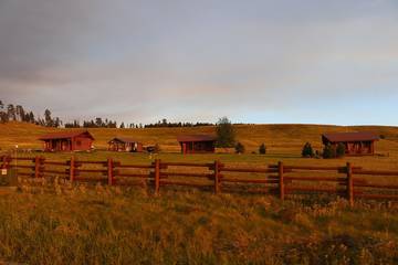Log Cabin for 4 Guests in San Juan National Forest, Hinsdale County, Picture 3