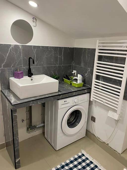 Appartement entier, One-Bedroom Apartment in Coulommiers (Seine-et-Marne), Seine-et-Marne