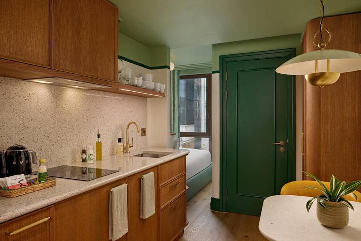 Hôtel pour 4 personnes, avec sauna et vue, animaux acceptés dans Gare Victoria - 3