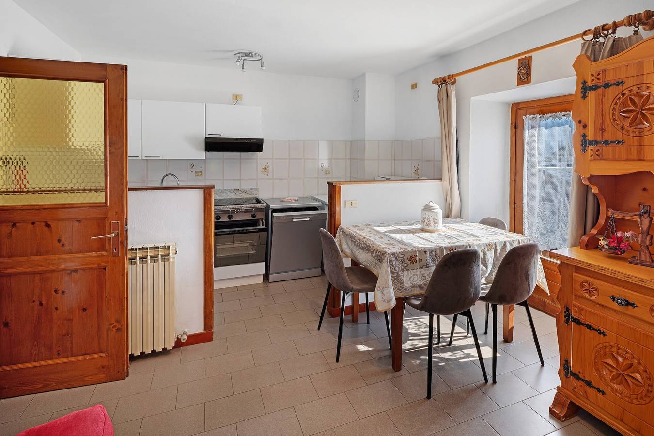 Ganze Wohnung, Ferienwohnung 'Michela' mit Bergblick und Balkon in Livigno, Nationalpark Stilfser Joch