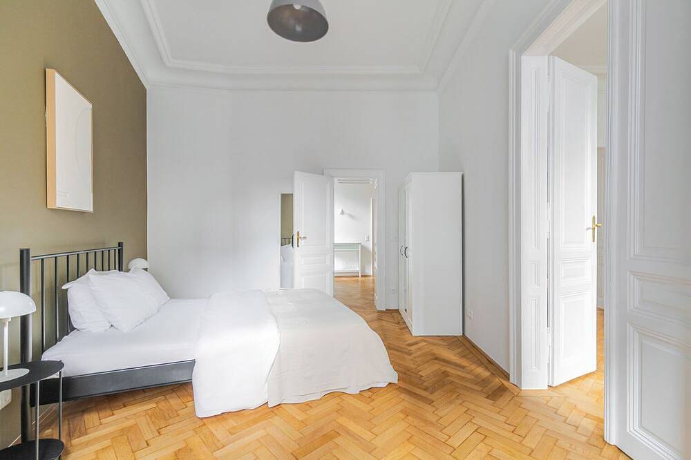 Entire apartment, Blueground | Alsergrund, view, nr Votivkirche in Vienna, Donau Niederösterreich