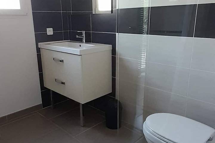 Gîte pour 5 personnes, avec piscine à Pouzolles - 3