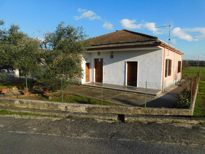 Cottage pour 2 personnes, avec jardin et vue, adapté aux familles à Roccasecca