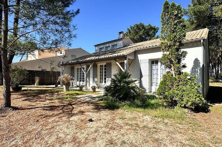 Location de vacances pour 8 personnes, avec jardin, animaux acceptés dans Plage de la Palmyre