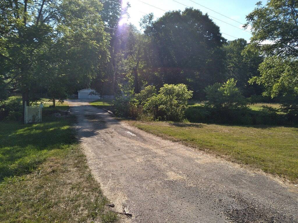 House sleeps 6. Just 5 minutes Patoka Lake boat ramp. Anglers Welcome! in Orange County (IN)