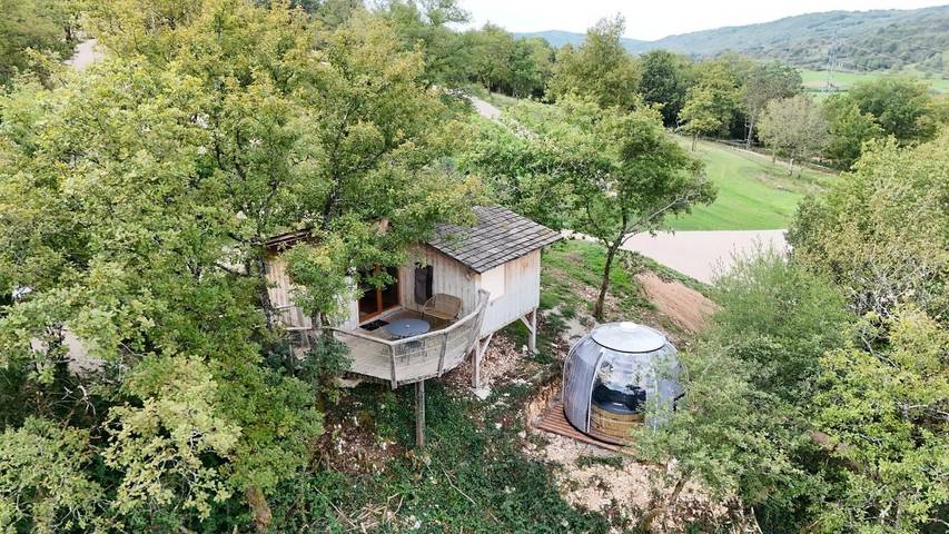 Gîte für 4 Personen, mit Sauna und Whirlpool sowie Terrasse in Ain