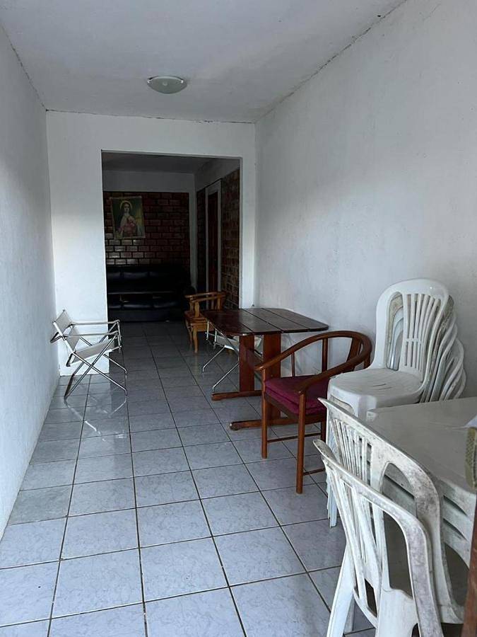 Casas e apartamentos de temporada para 10 pessoas, com terraço e piscina e ainda vista, com animais de estimação em Gravatá