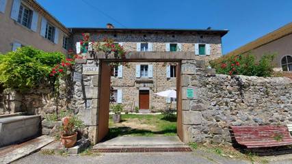 Maison de vacances pour 2 personnes, avec vue et jardin à Saint-Prix