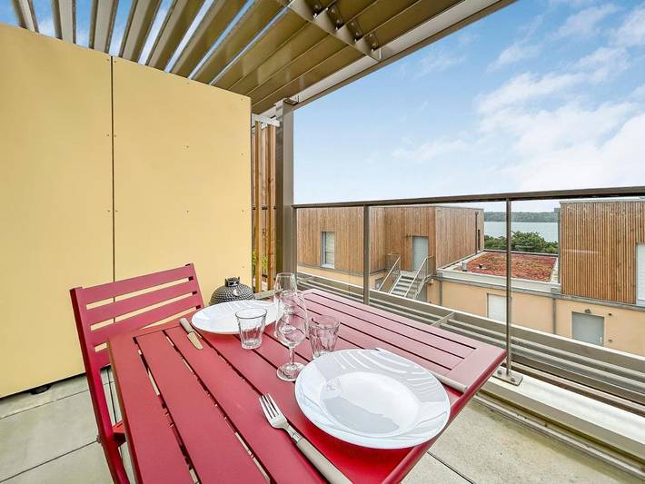 Gîte pour 2 personnes, avec terrasse dans Plage Sainte Anne du Portzic