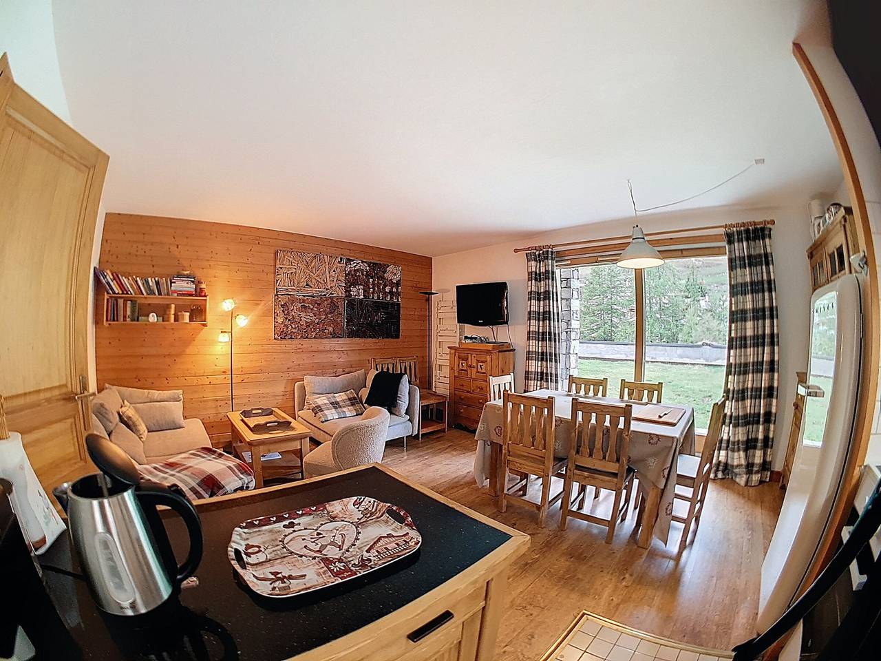 Appartement entier, Appartement 8 pers, proche pistes, parking inclus in Val-d'Isère, Parc National de la Vanoise